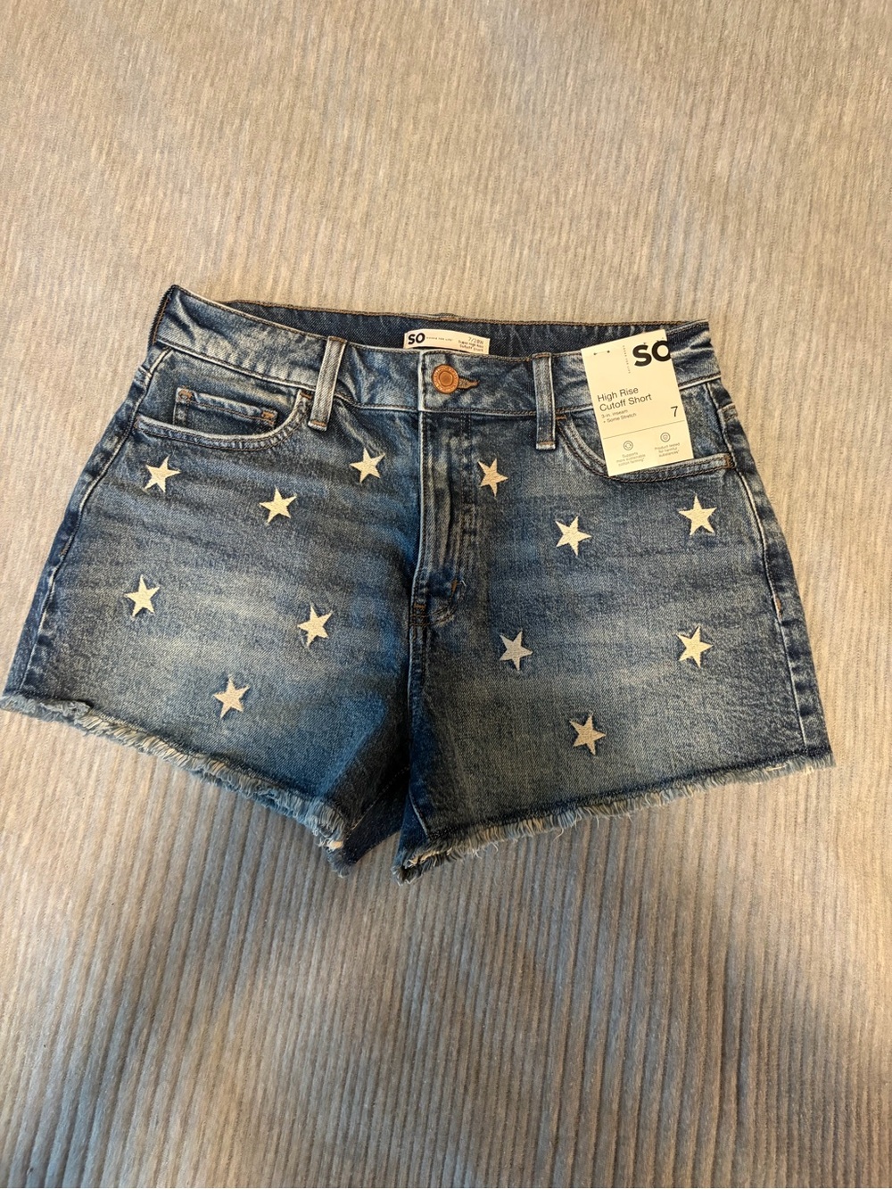NWT Kohl's So High Rise Cutoff Star Embroidered Medium Wash Denim Shorts, Size 7